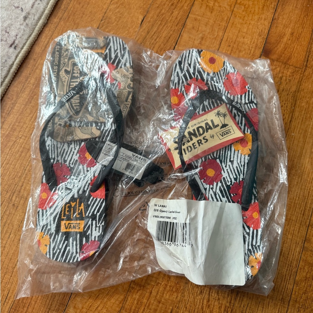 Vans Black and White Women's Sandals